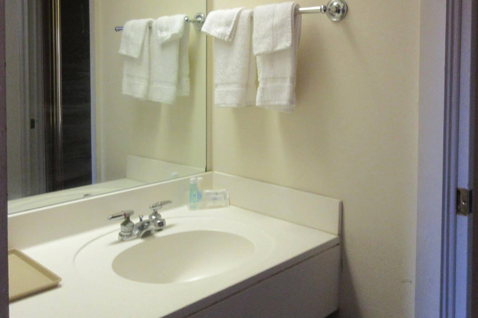 Quality Inn Lavonia エクステリア 写真